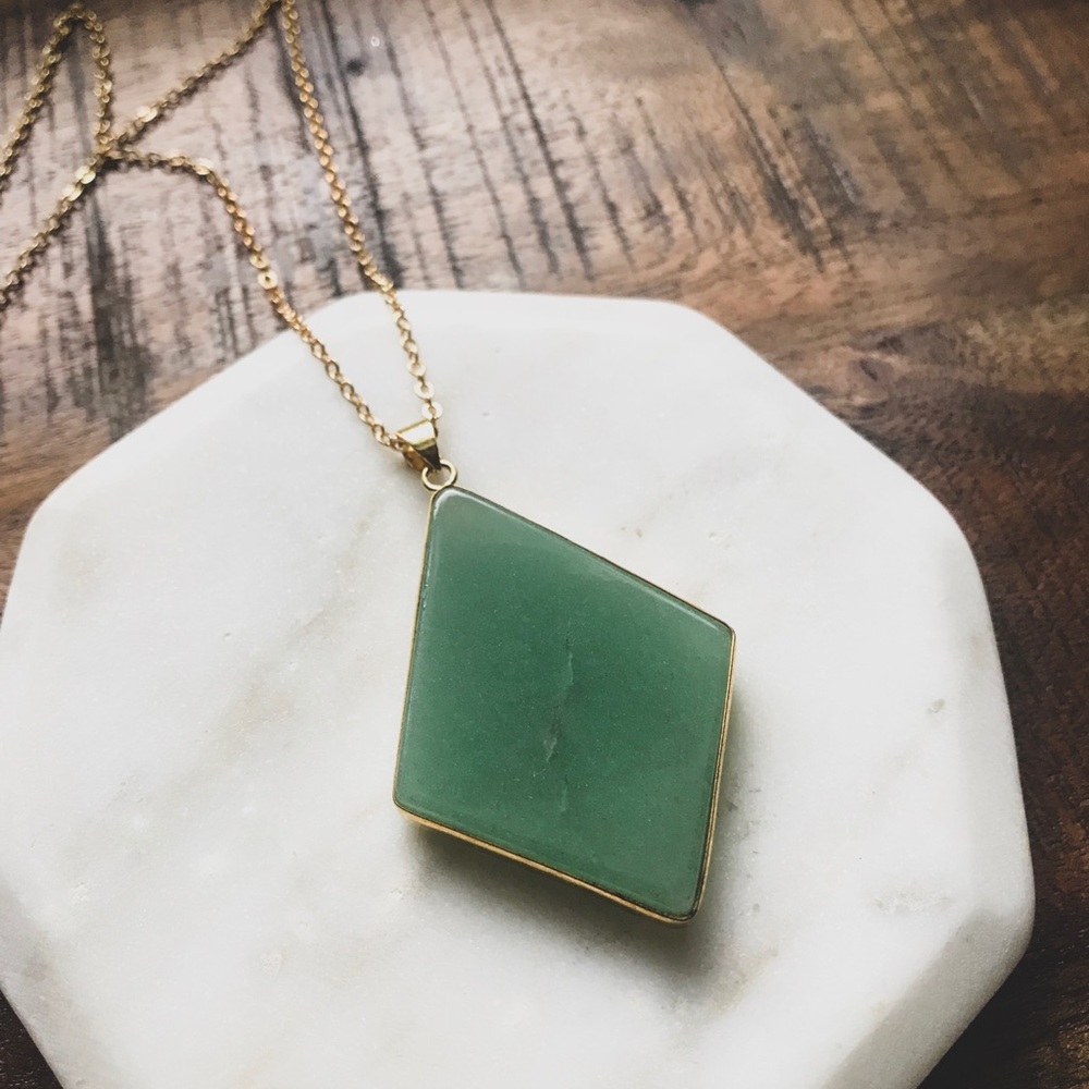 Gold & Aventurine Natural Stone Pendant Necklace - Picture 2 of 2